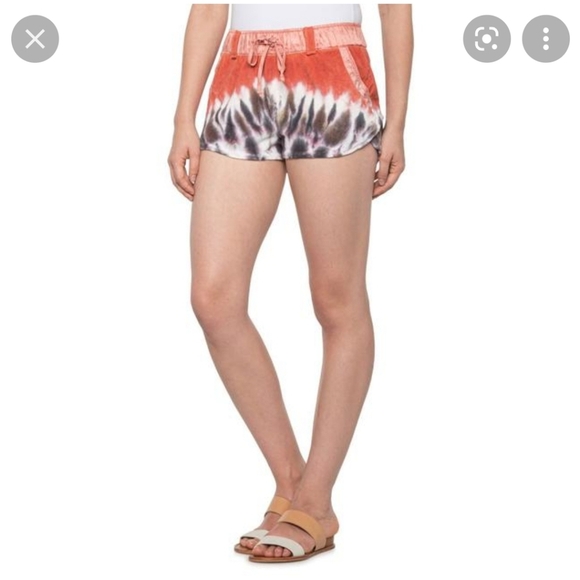 Yfb  tie dye shorts bnwt size S - Picture 1 of 4